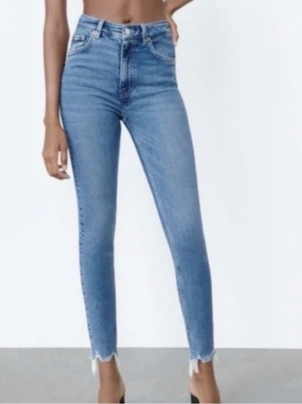 Zara High-Rise Light Blue Skinny Jeans - Women's